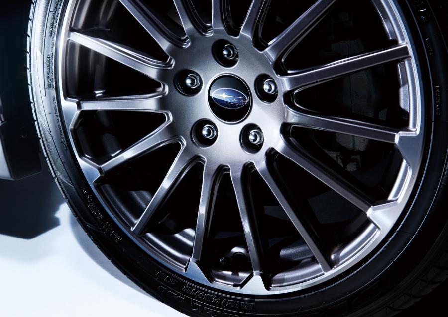 Колеса Subaru Levorg STI Sport 2017 года  (фото 15 из 16)